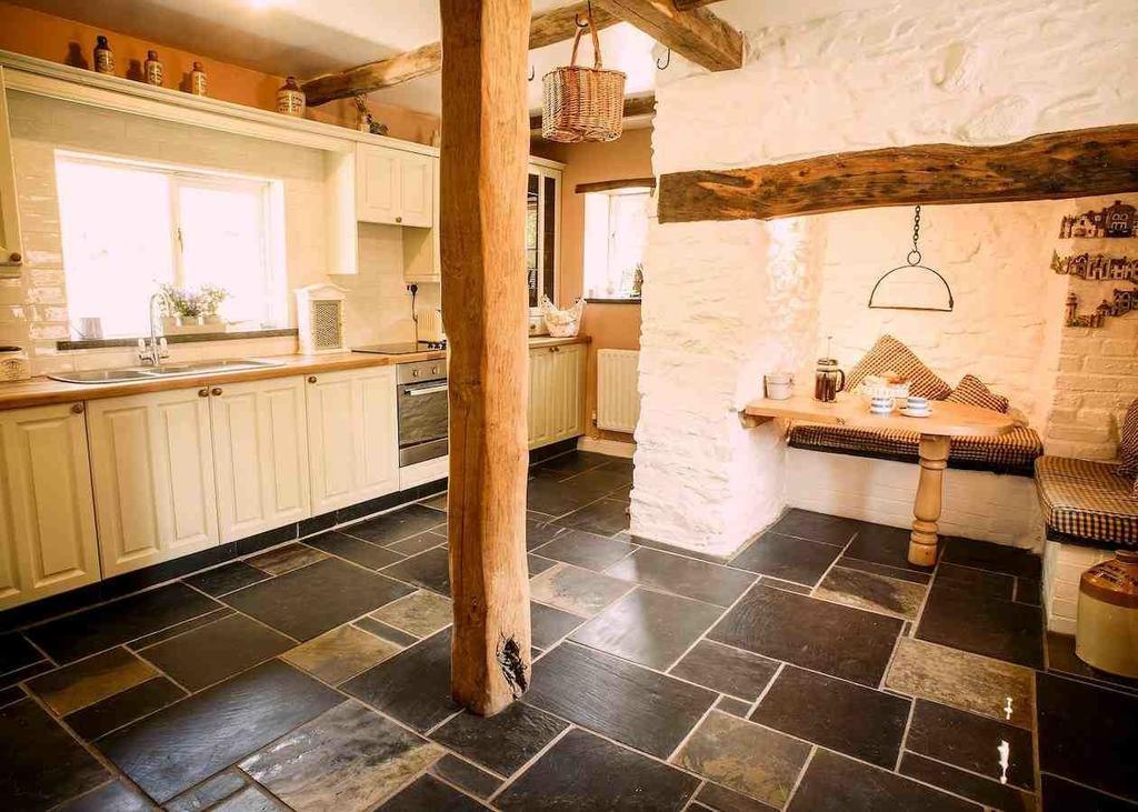 Charming Welsh Cottage Johnston Exteriér fotografie